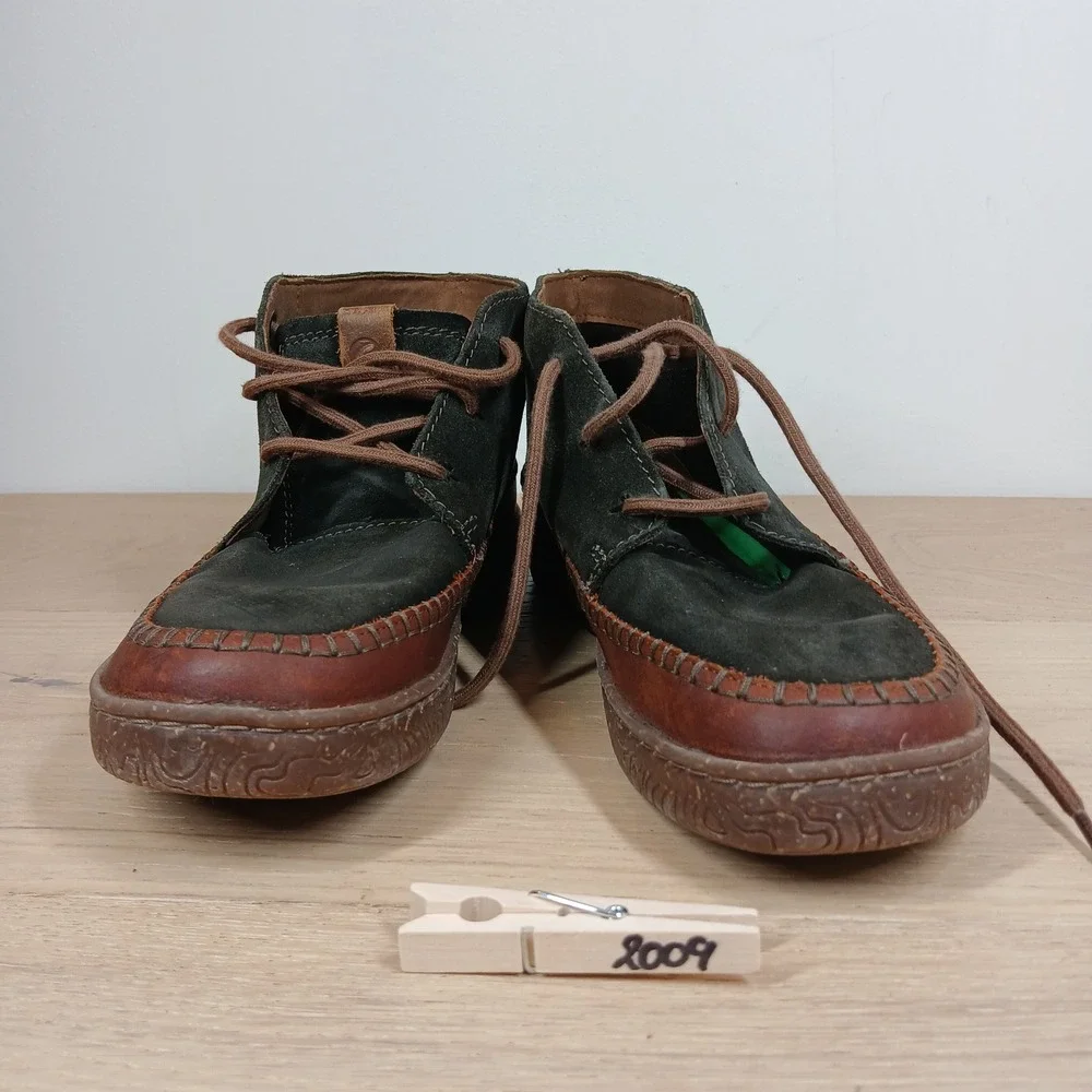 Clarks Originals Chukka Boots Mens 7.5 Green Leather Moc Toe Casual Boots